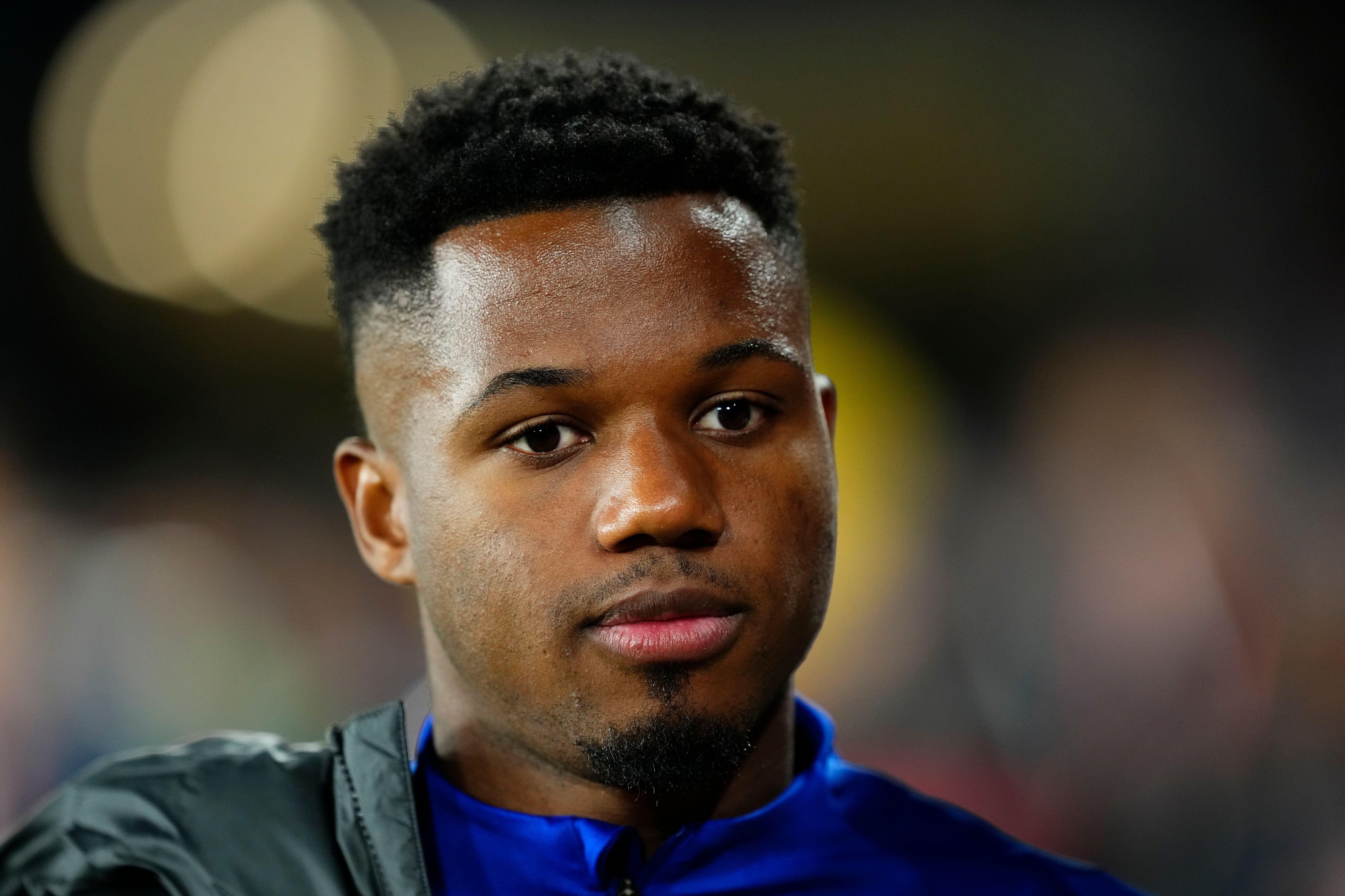 没有确定他, 涯饱受伤病, 阿迪