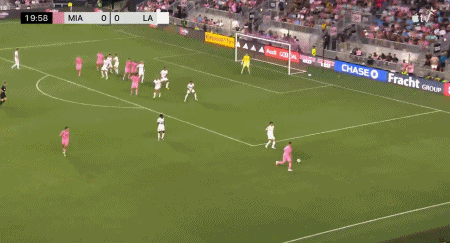 class, 迈阿密国际, 推射近角破